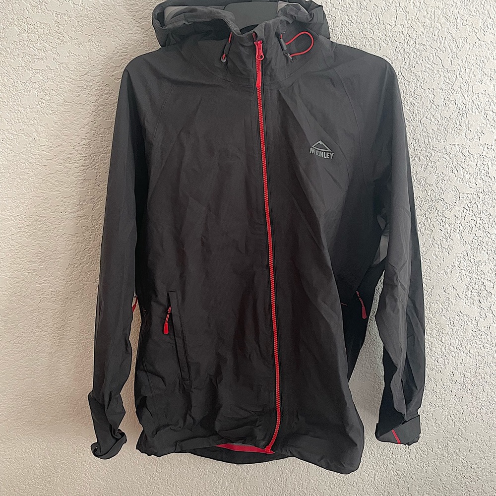 Mens McKinley Wrangell UX Black Red Waterproof Weatherproof Shell Jacket